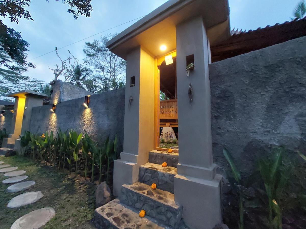 D'Ethnic Ubud Villa Exterior foto